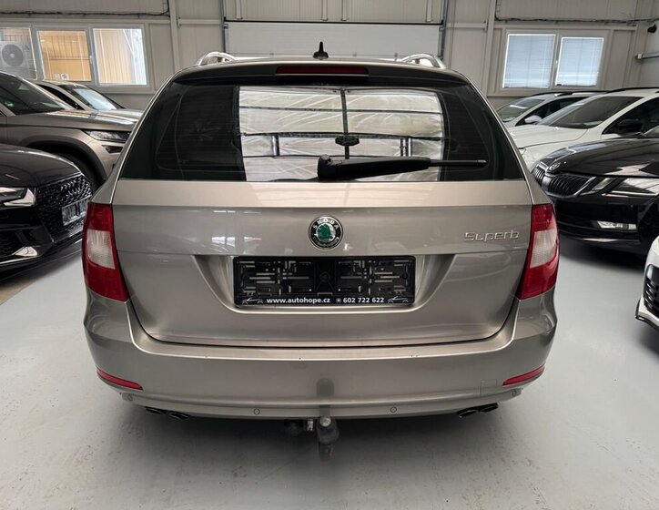 Škoda Superb Kombi 3,6 l 191 kw