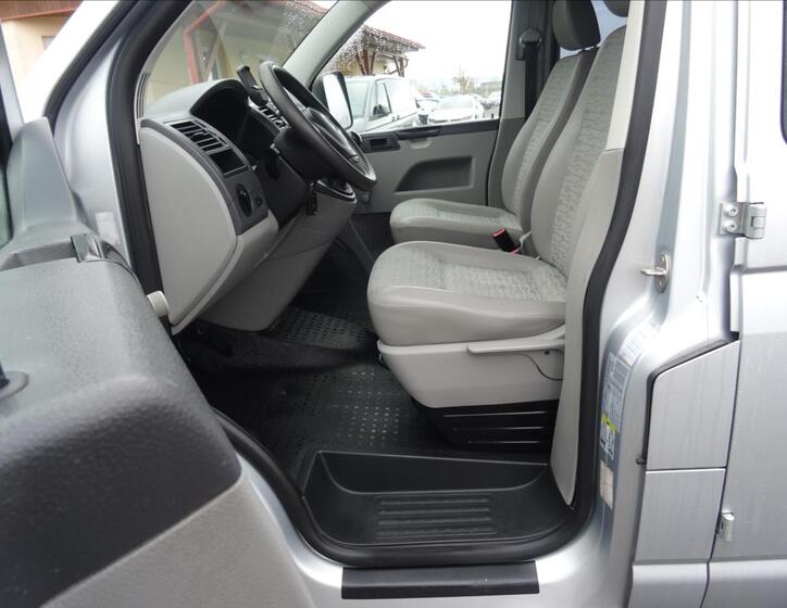 Volkswagen Transporter 19