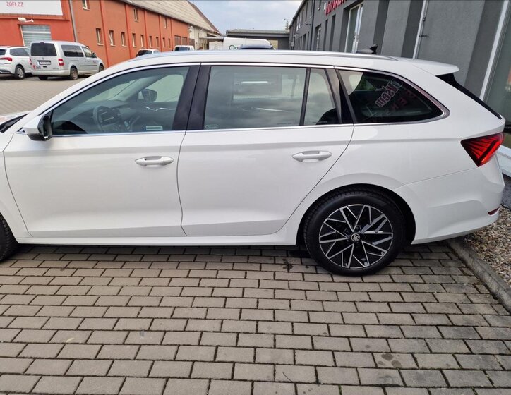 Škoda Octavia Kombi 2,0 l 85 kw