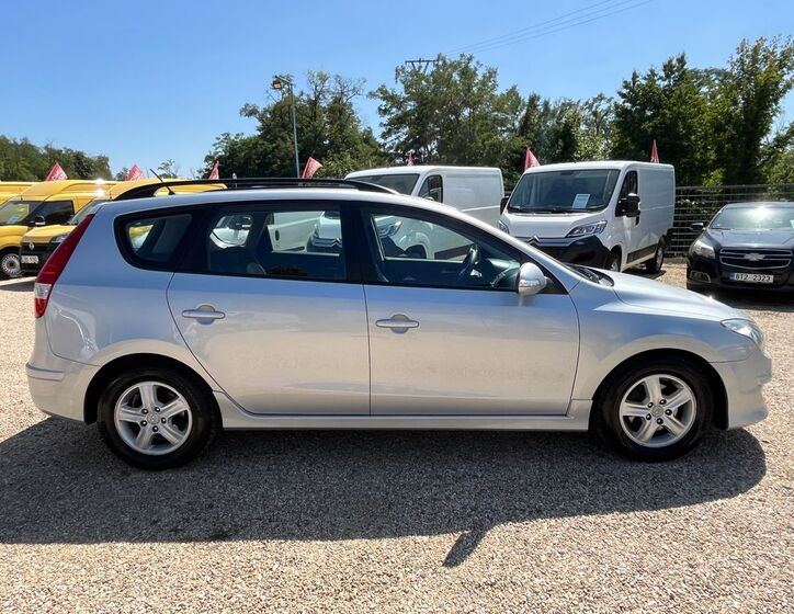 Hyundai i30 8