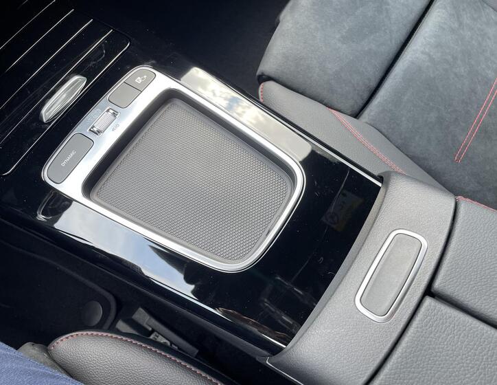 Mercedes-Benz CLA 10