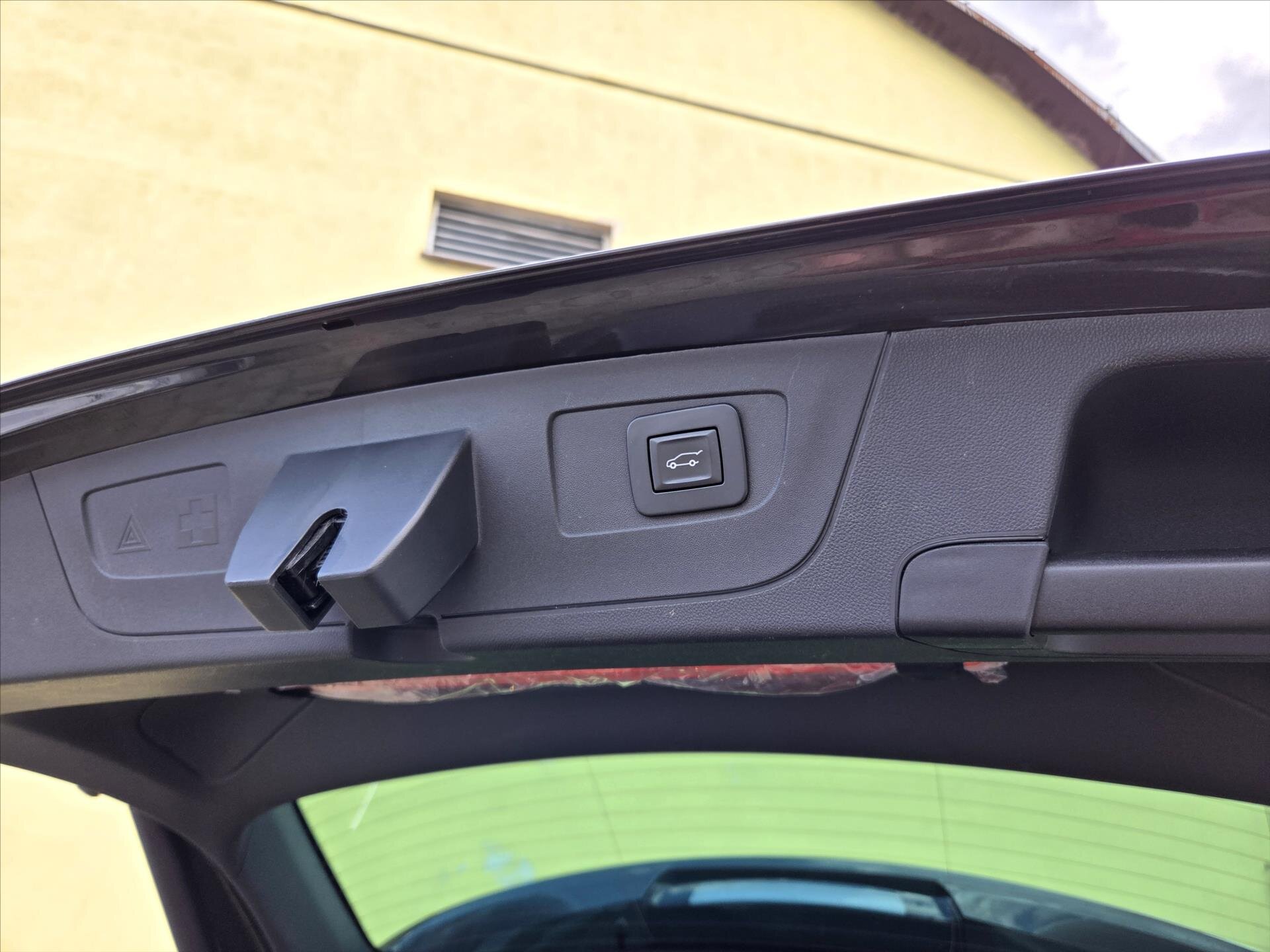 Opel Insignia Kombi 2,0 l 128 kw