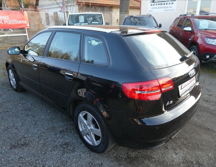 Audi A3 Hatchback 1,6 l 77 kw