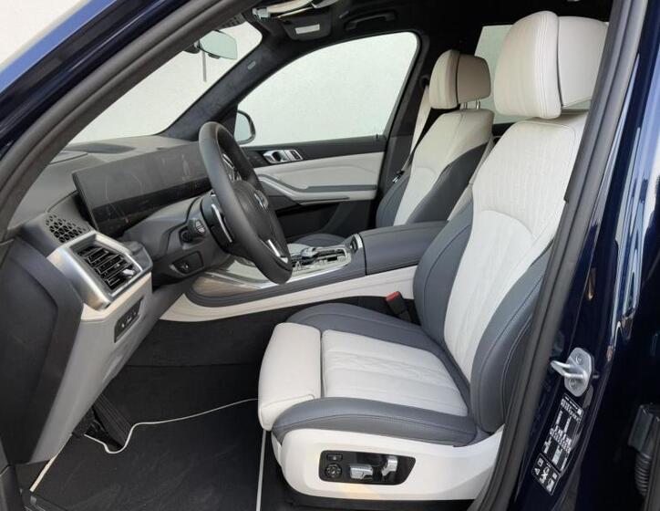BMW X7 6