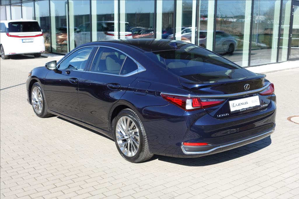 Lexus ES 300h