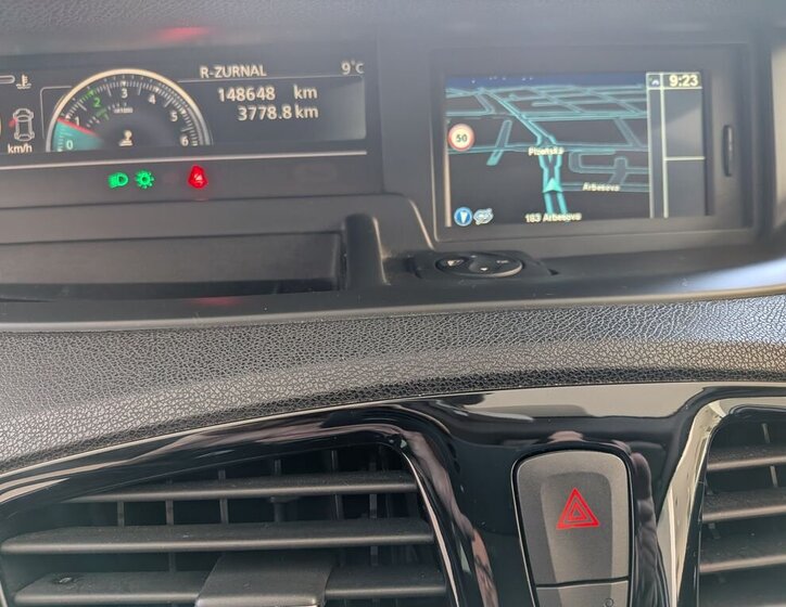 Renault Scénic MPV 1,5 l 81 kw