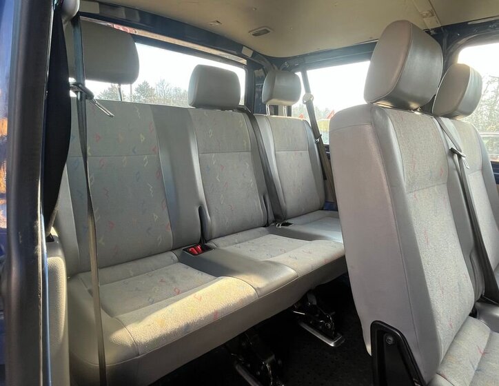 Volkswagen Caravelle 18