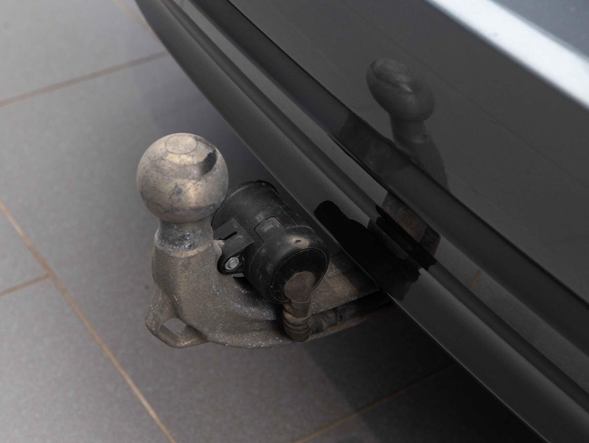 BMW Řada 5 Kombi 3,0 l 195 kw