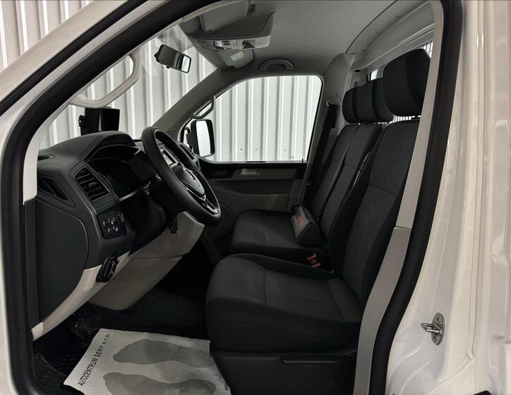 Volkswagen Transporter 23