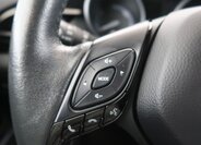 Toyota C-HR SUV / Terénní 1,8 l 72 kw