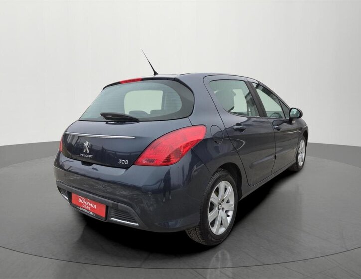 Peugeot 308 8