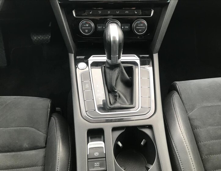 Volkswagen Passat Kombi 2,0 l 140 kw