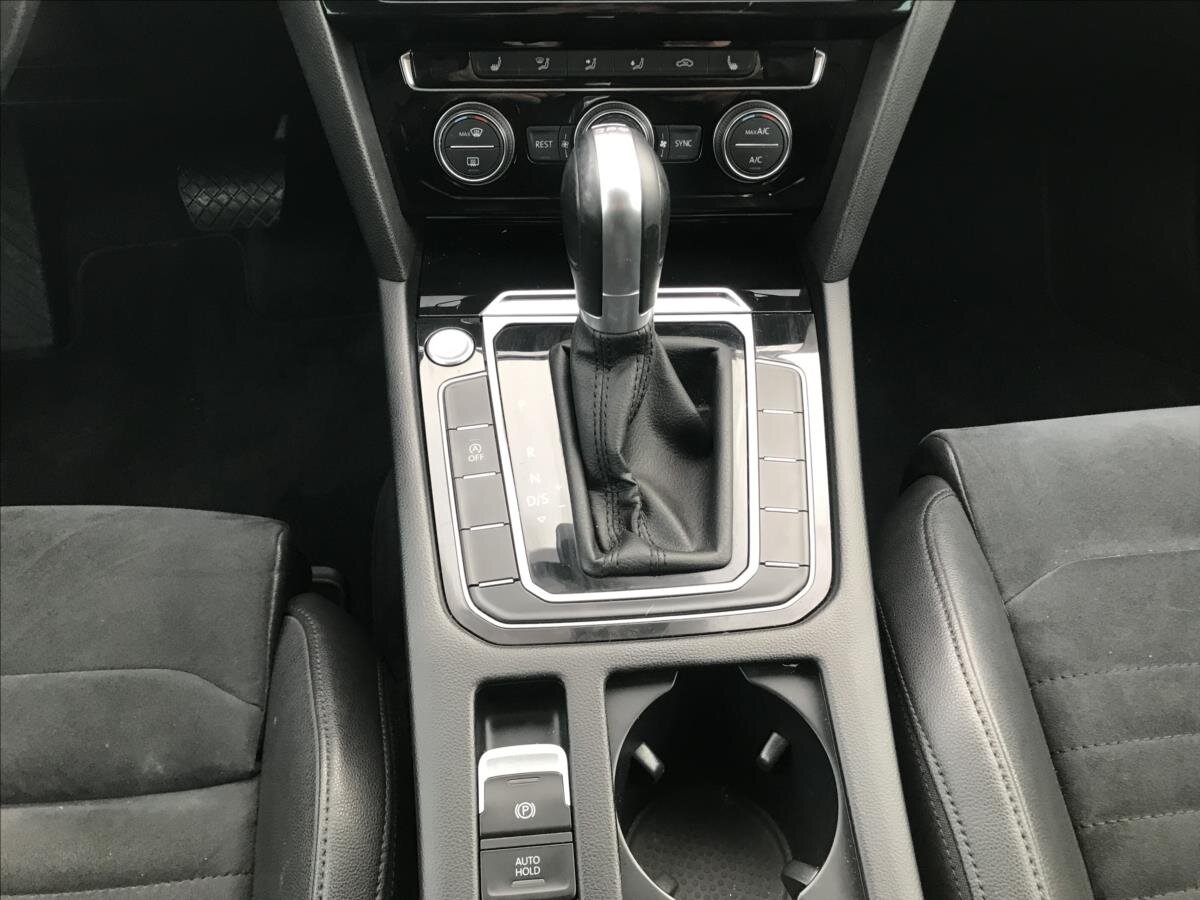 Volkswagen Passat Kombi 2,0 l 140 kw