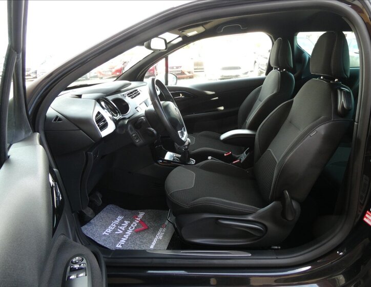 Citroën DS3 Hatchback 1,6 l 88 kw