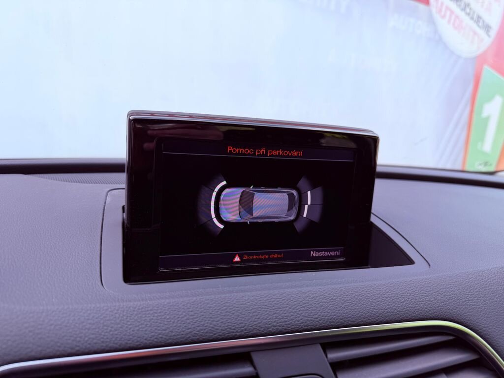 Audi Q3 SUV / Terénní 1,4 l 110 kw