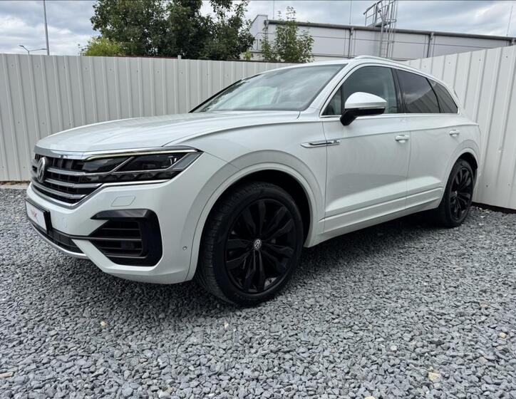 Volkswagen Touareg 3