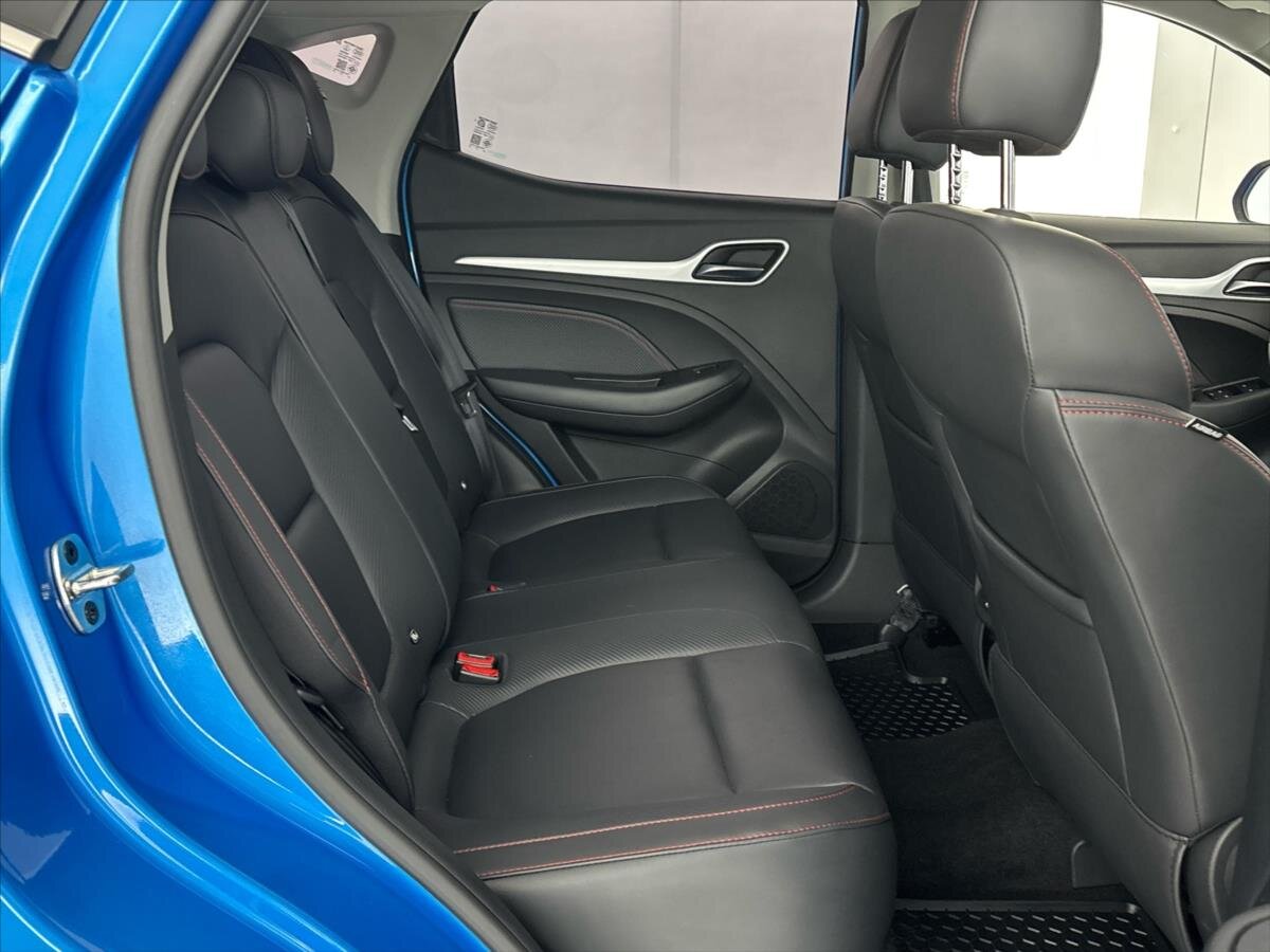 MG ZS SUV / Terénní 1,5 l 78 kw