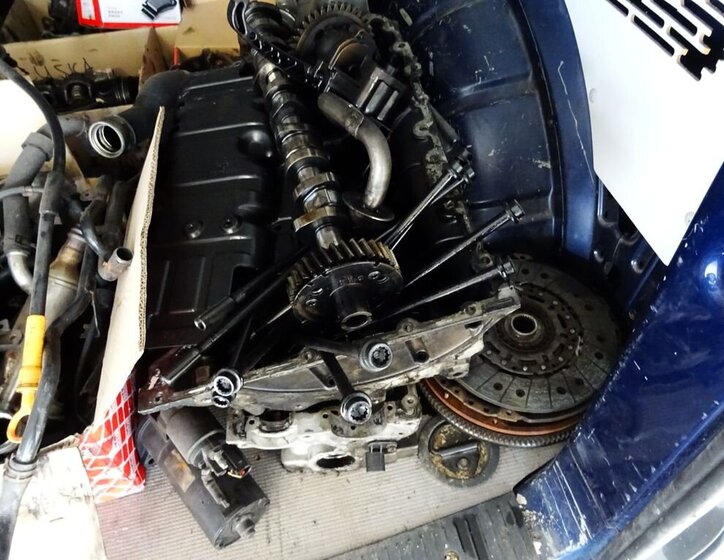 Volkswagen Transporter Skříň 2,5 l 96 kw