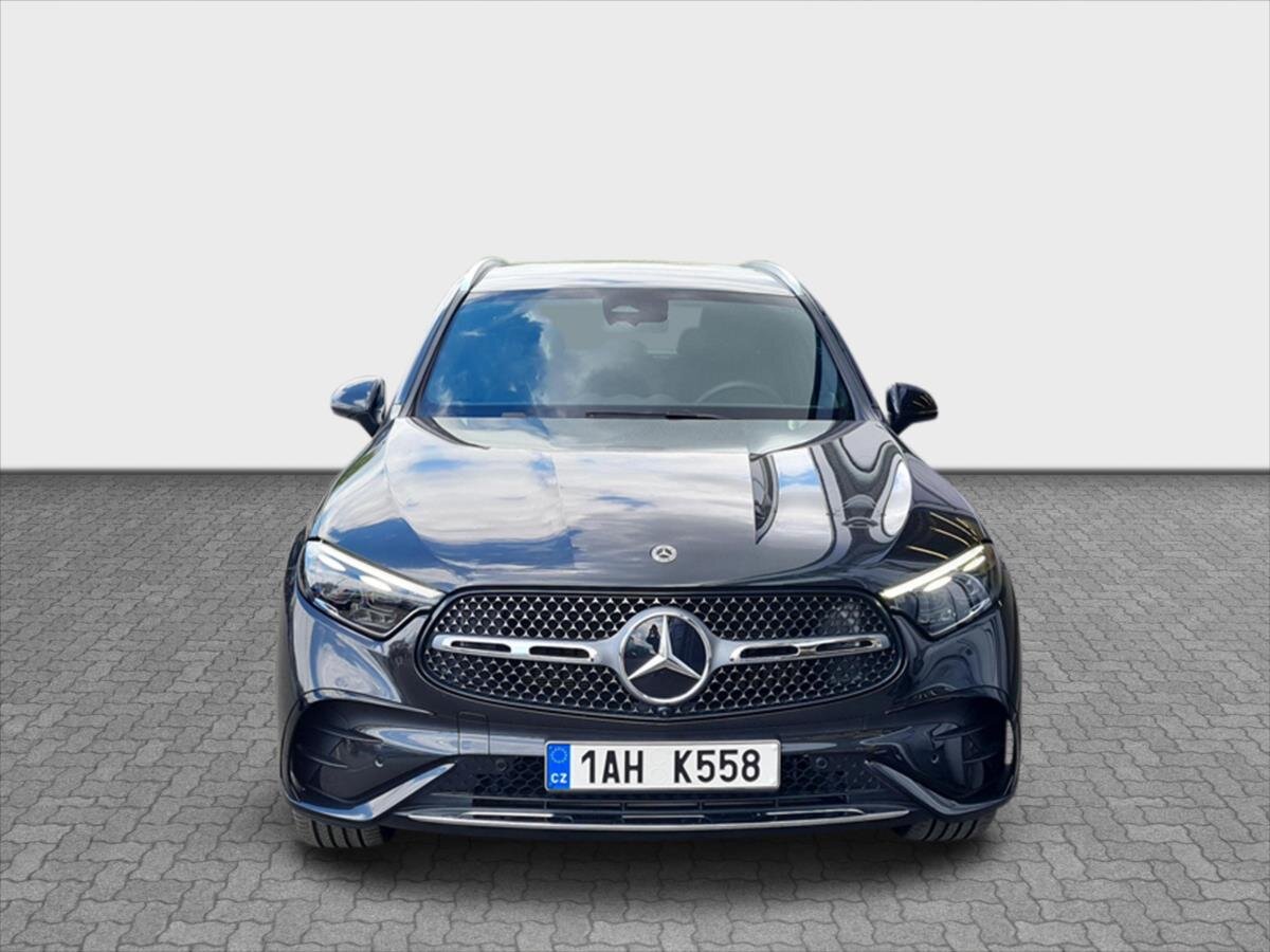 Mercedes-Benz GLC SUV 2,0 l 190 kw