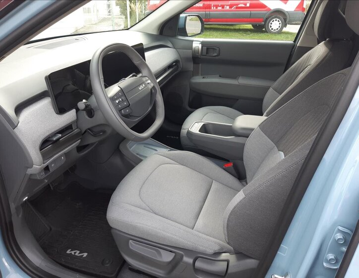 KIA EV3 SUV / Terénní 0,0 150 kw