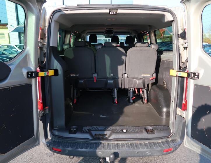 Ford Transit Custom 22