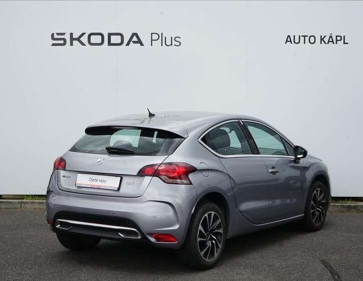DS Automobiles DS4 Hatchback 1,6 l 88 kw