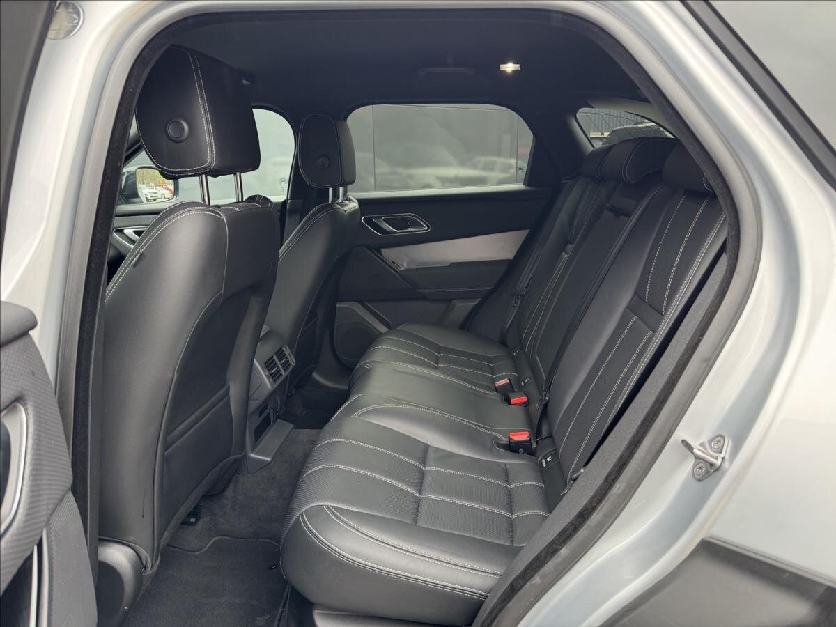 Land Rover Range Rover Velar SUV / Terénní 2,0 l 150 kw