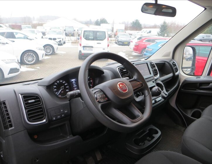 Fiat Ducato Valník 2,2 l 103 kw