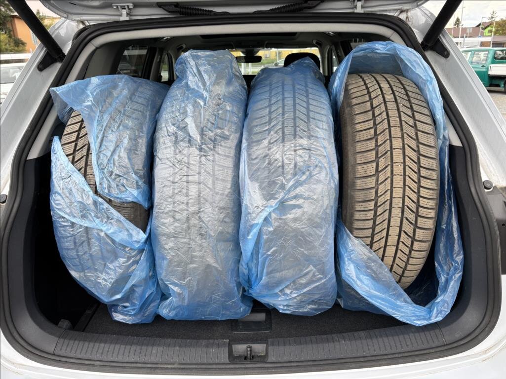 Volkswagen Tiguan SUV / Terénní 2,0 l 140 kw