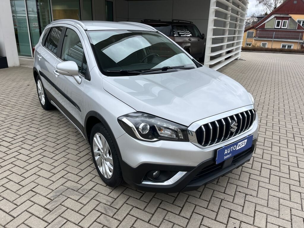 Suzuki SX4 S-Cross SUV / Terénní 998,0 82 kw