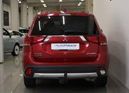 Mitsubishi Outlander SUV 2,0 l 110 kw