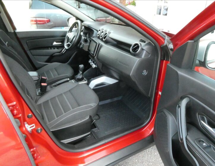 Dacia Duster SUV / Terénní 1,3 l 110 kw