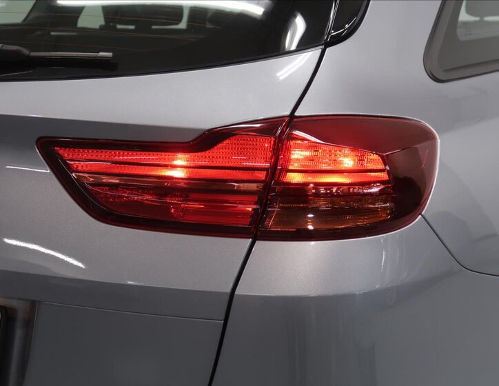 KIA Ceed Kombi 1,5 l 103 kw