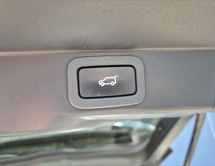 Land Rover Range Rover Sport 13