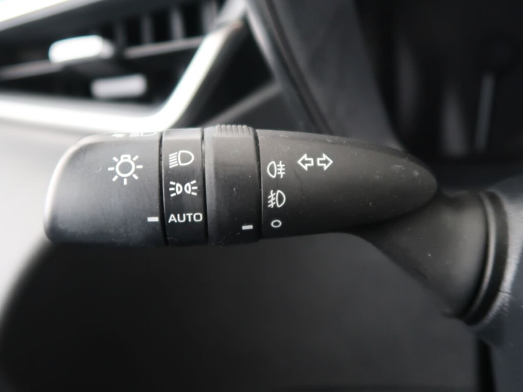 Toyota Corolla Kombi 2,0 l 112 kw