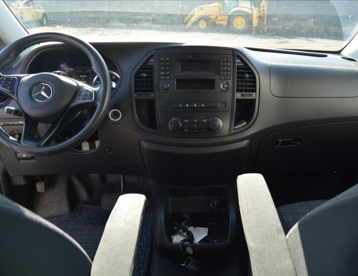 Mercedes-Benz Ostatní Ostatní 2,1 l 140 kw