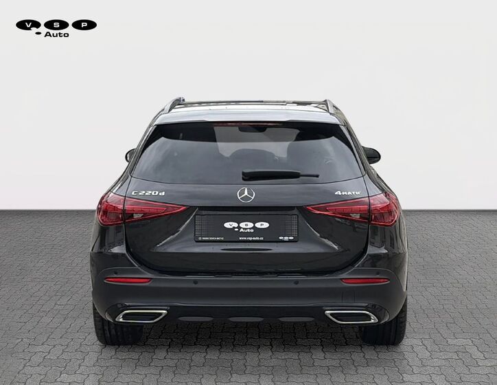 Mercedes-Benz Třídy C 8