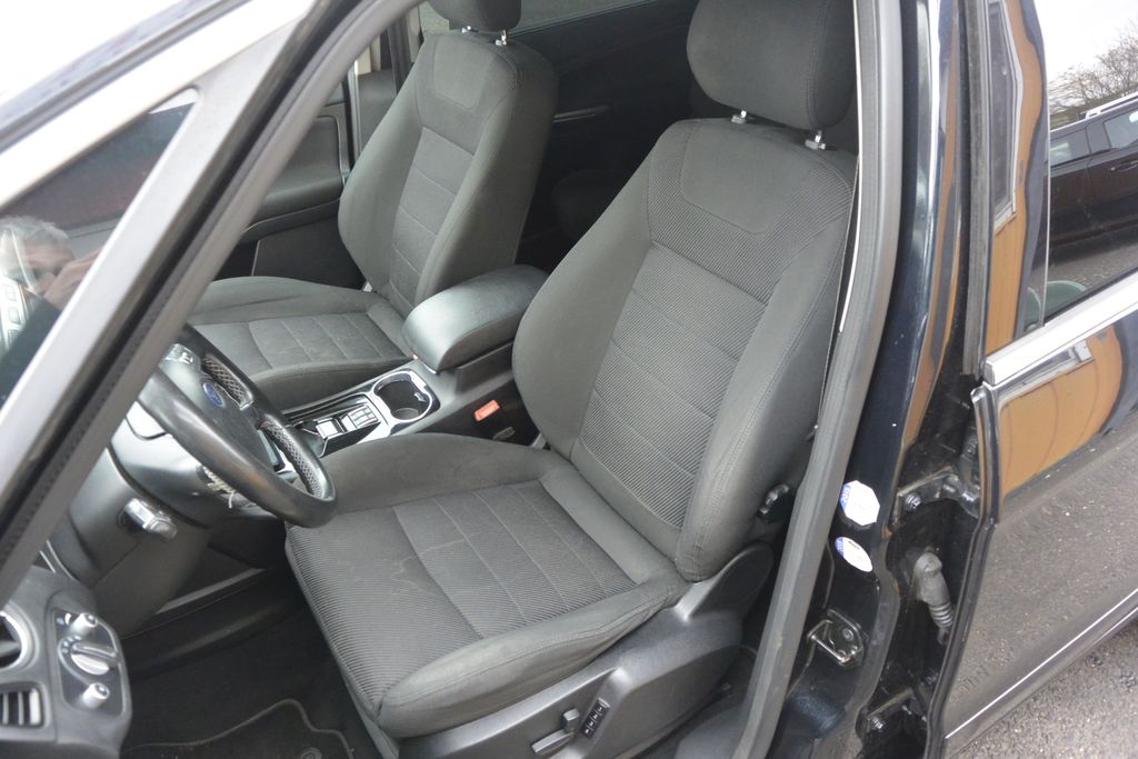 Ford S-MAX MPV 2,2 l 147 kw