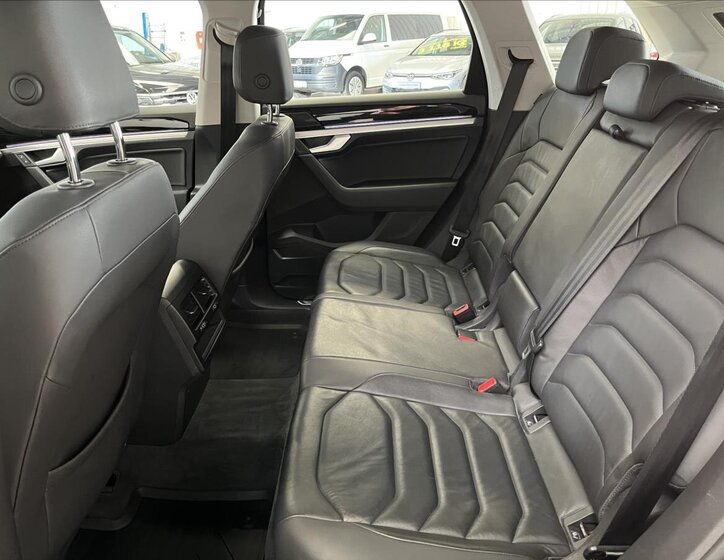 Volkswagen Touareg 21