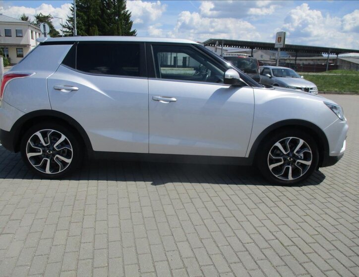 SsangYong Tivoli Hatchback 1,6 l 85 kw