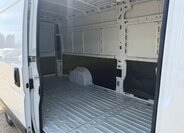 Opel Movano Skříň 2,2 l 121 kw