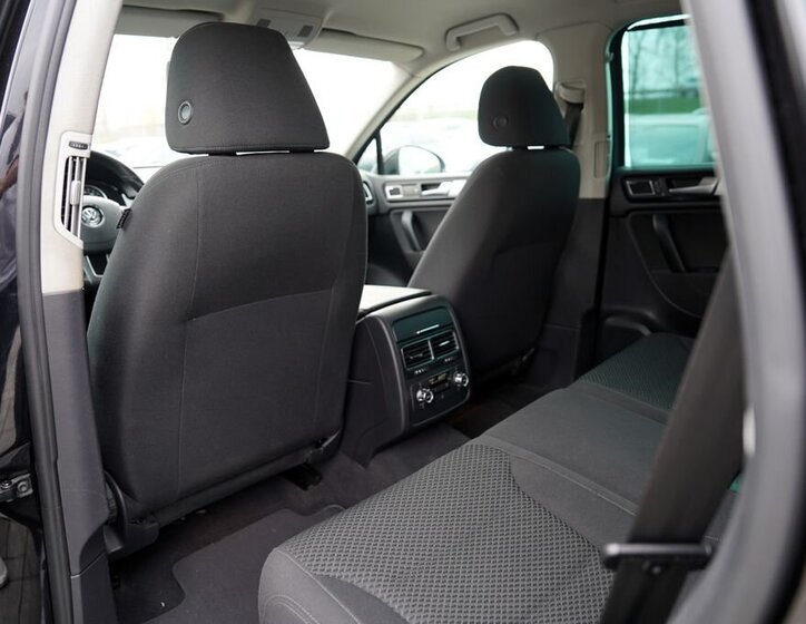 Volkswagen Touareg SUV / Terénní 3,0 l 176 kw