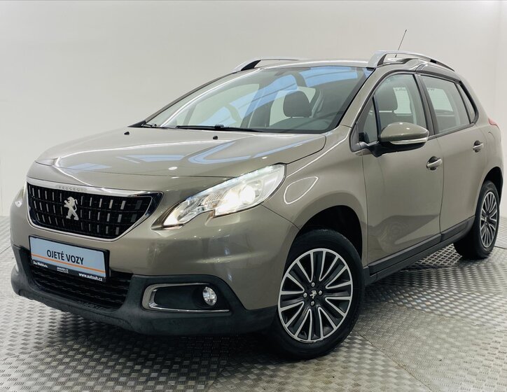 Peugeot 2008 Hatchback 1,2 l 60 kw
