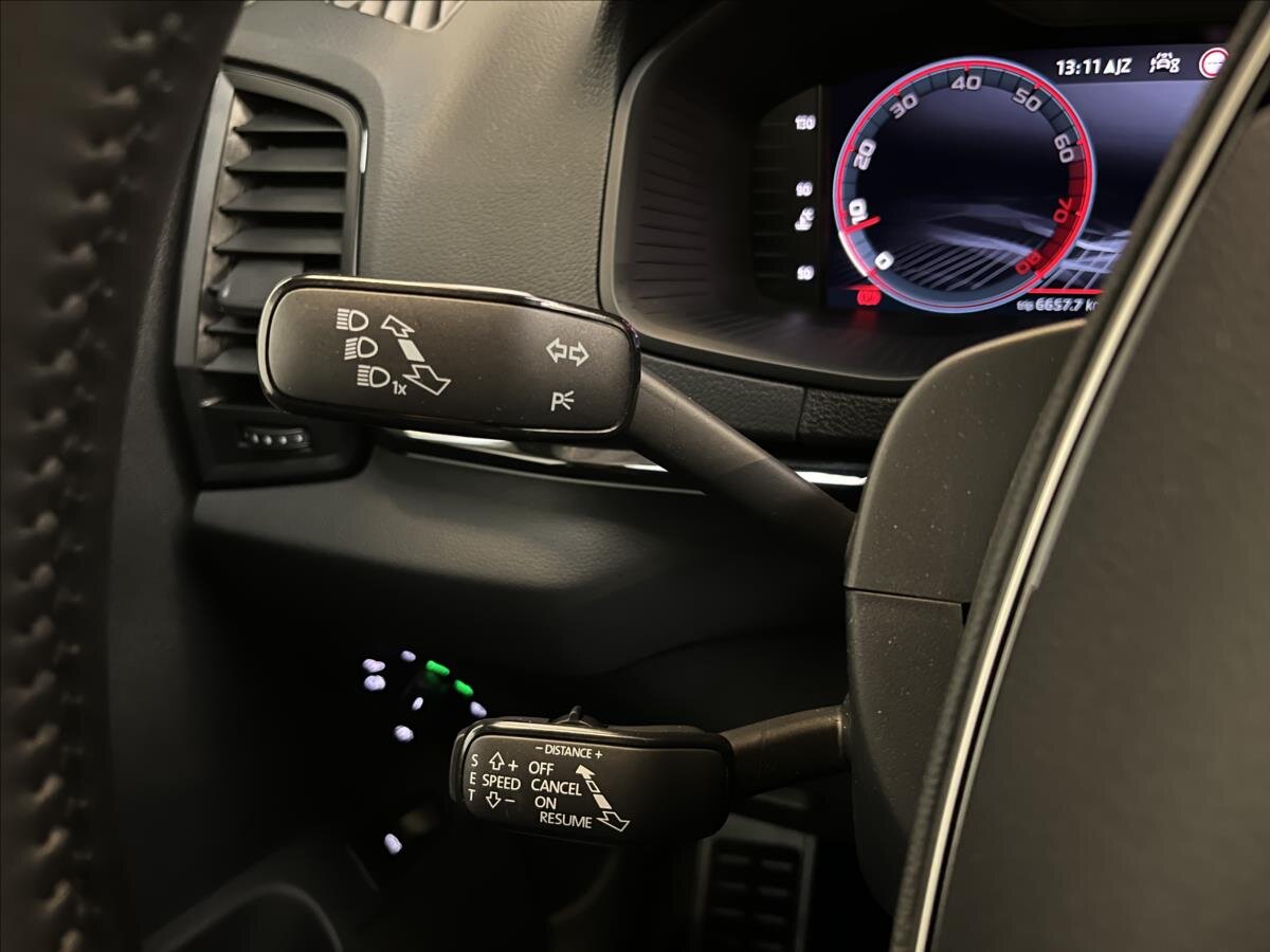 Škoda Karoq SUV 1,5 l 110 kw