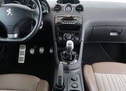 Peugeot RCZ Kupé 1,6 l 147 kw