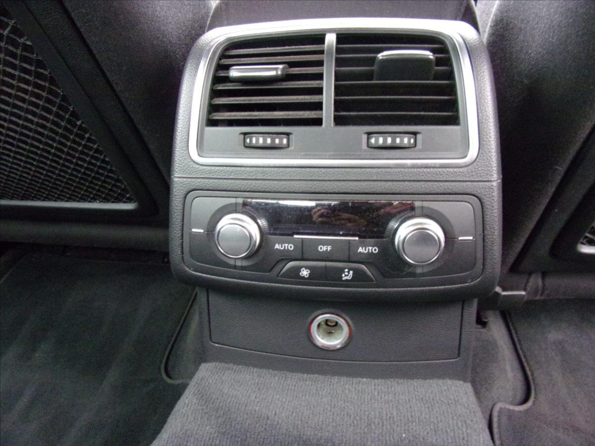 Audi A6 Sedan 3,0 l 150 kw