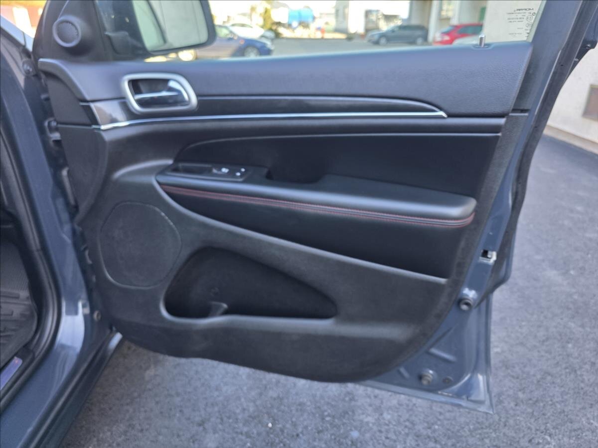 Jeep Grand Cherokee SUV / Terénní 3,0 l 184 kw