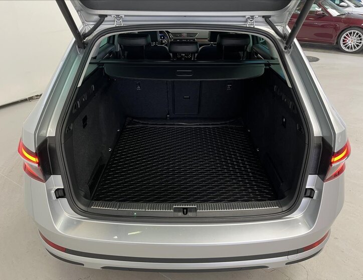 Škoda Superb Kombi 2,0 l 147 kw