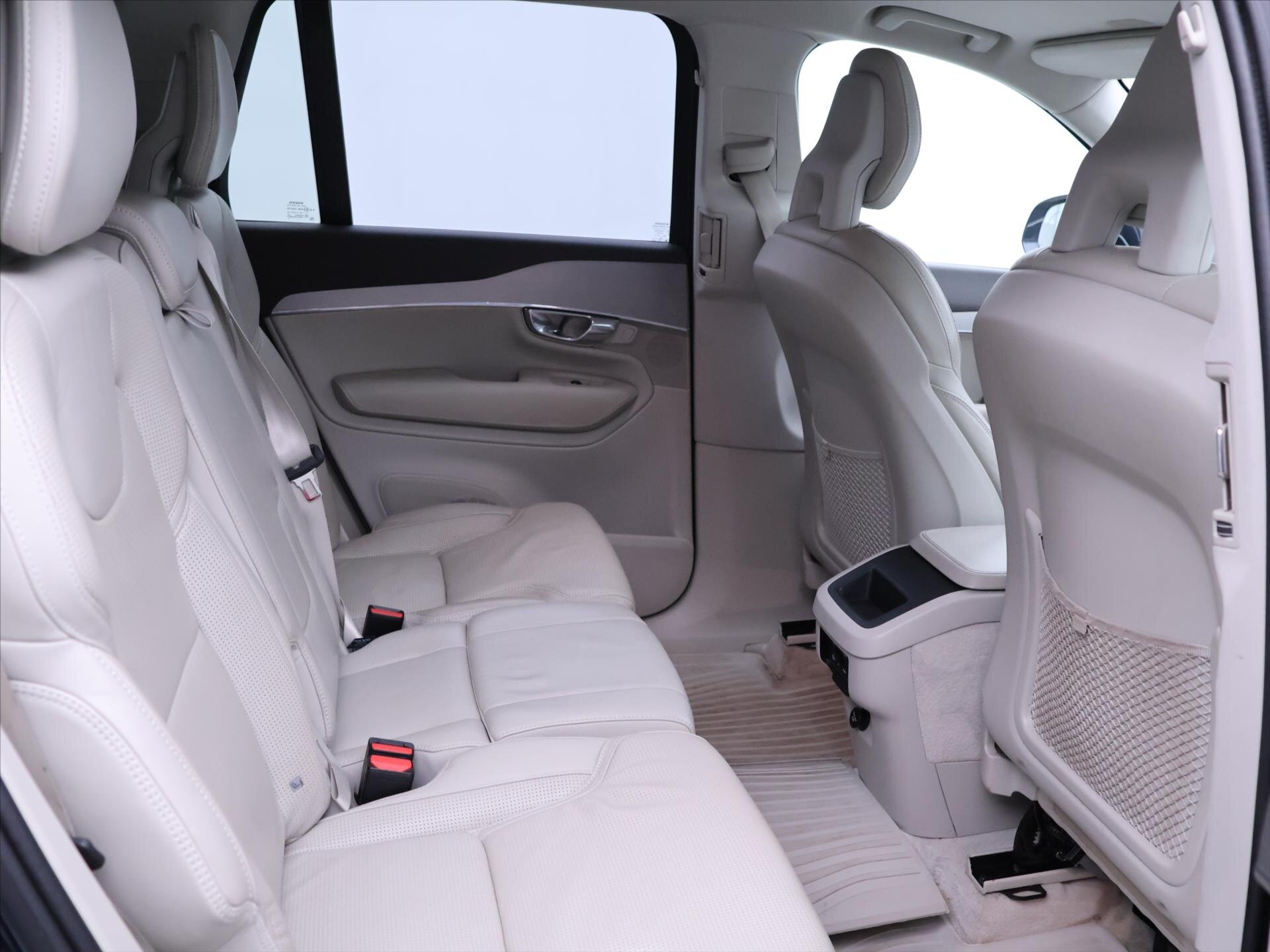 Volvo XC90 SUV / Terénní 2,0 l 165 kw