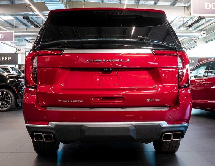 GMC Yukon SUV 6,2 l 313 kw